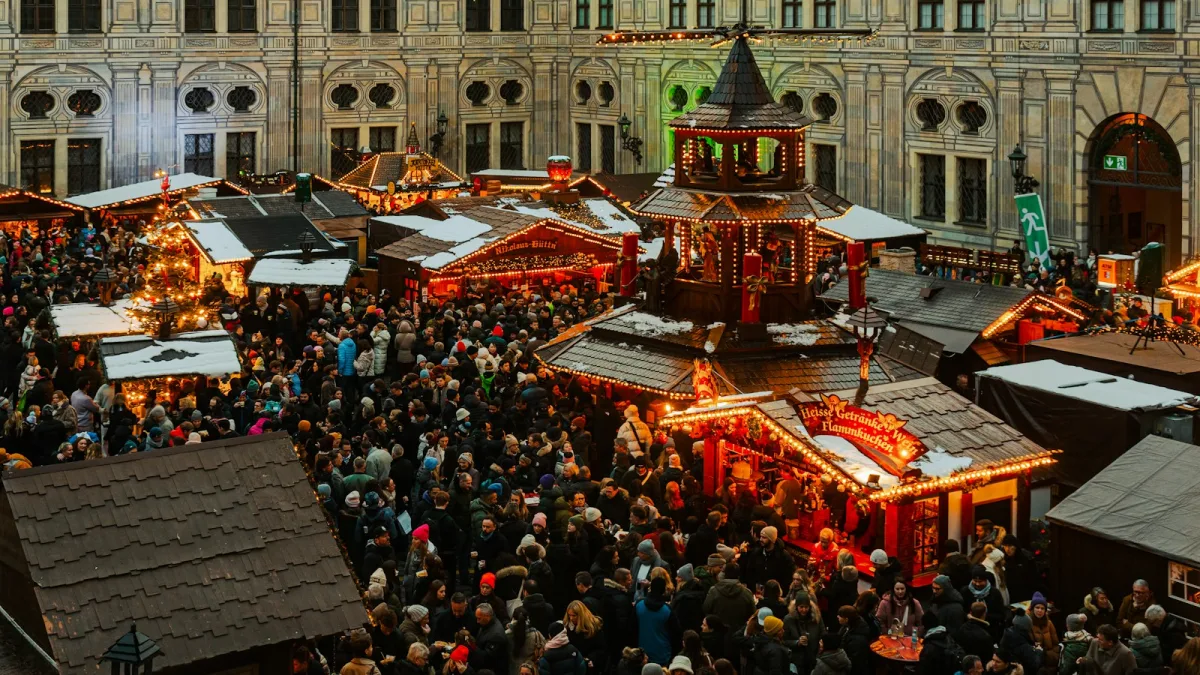 Christmas in Europe vs. the USA: An Expat Guide
