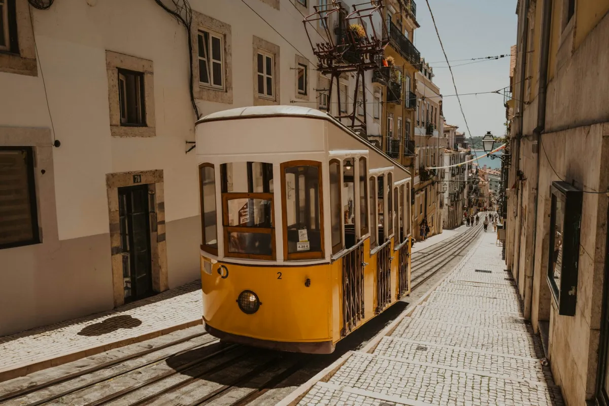 Portugal: A Guide for Expat Professionals