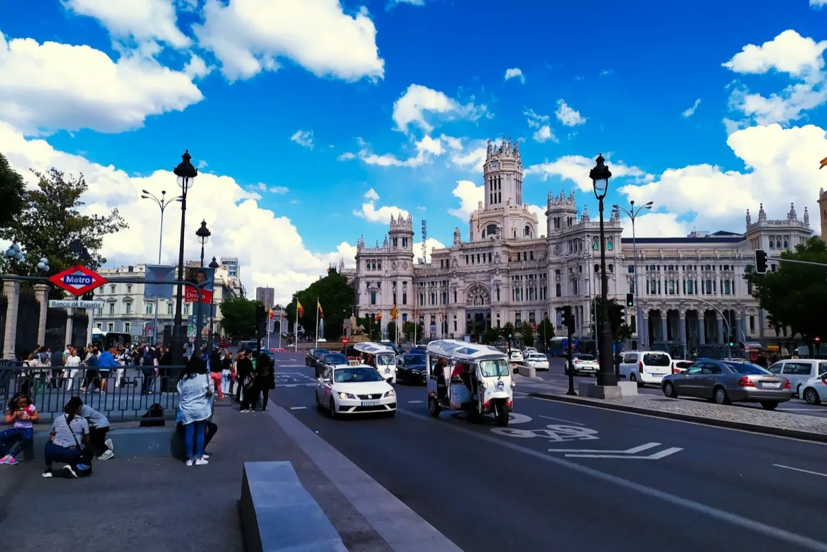 Spain: A Guide for Expat Professionals